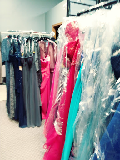Bridal Shop «Encore Consignment & Bridal Boutique», reviews and photos, 311 N Riverfront Dr, Mankato, MN 56001, USA