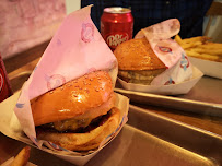 Hamburger du Restaurant de hamburgers Le Camion Qui Fume à Paris - n°15