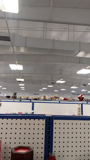 Thrift Store «Goodwill Mechanicsville Retail Store», reviews and photos, 7147 Brandy Run Dr, Mechanicsville, VA 23111, USA