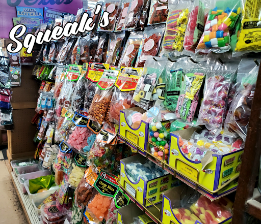 Convenience Store «Squeaks», reviews and photos, 1109 F St, Floresville, TX 78114, USA