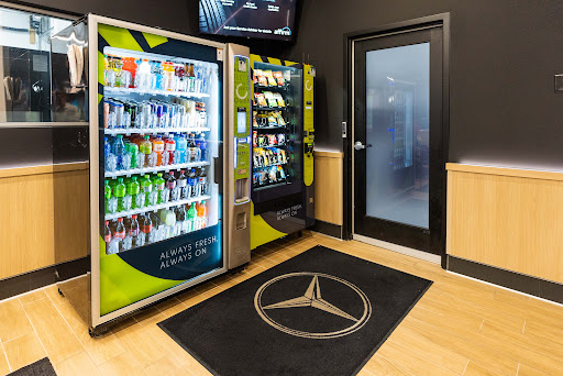 Mercedes Benz Dealer «Feldmann Imports Mercedes-Benz», reviews and photos, 4901 American Blvd W, Bloomington, MN 55437, USA