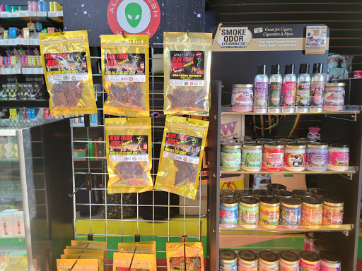 Tobacco Shop «Smoken Smoke House», reviews and photos, 13260 Woodruff Ave, Downey, CA 90242, USA