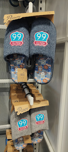 Πειραιώς 28, Μοσχάτο 183 46