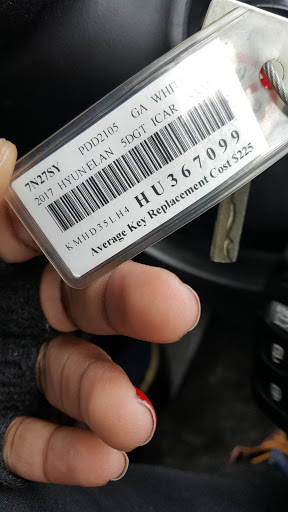 Used Car Dealer «Montrose Ford in Fairlawn», reviews and photos, 3960 Medina Rd, Fairlawn, OH 44333, USA