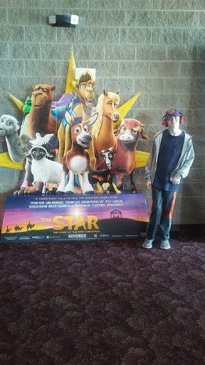 Movie Theater «Hermiston Cinema», reviews and photos, 355 W Theater Ln, Hermiston, OR 97838, USA