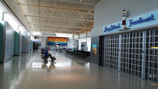 Long Island MacArthur Airport image 1