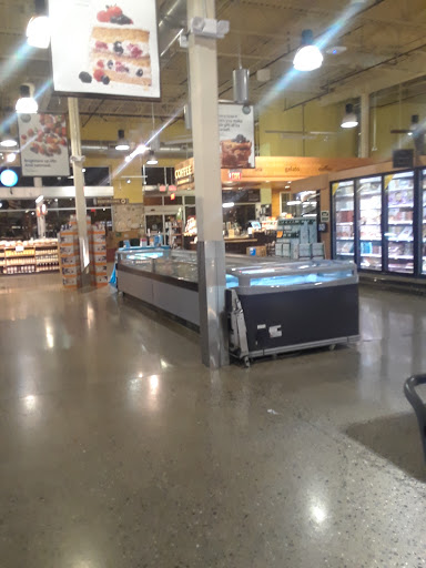 Grocery Store «Whole Foods Market», reviews and photos, 350 Grasmere Ave, Fairfield, CT 06824, USA