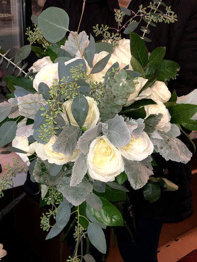 Florist «Illusion Florist & Events», reviews and photos, 12231 SE Stark St, Portland, OR 97233, USA