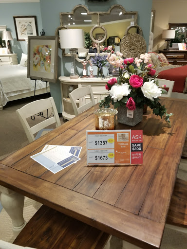Furniture Store «Ashley HomeStore», reviews and photos, 120 Commerce Blvd, Fairless Hills, PA 19030, USA