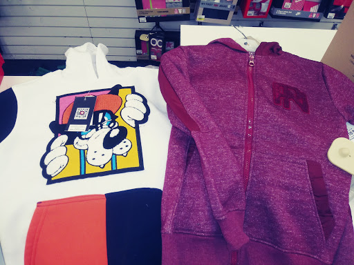 Clothing Store «Citi Trends», reviews and photos, 5093 Glencrossing Way, Cincinnati, OH 45238, USA