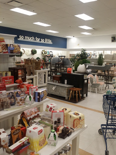 Department Store «Marshalls», reviews and photos, 253 Commons Dr, Chicago Ridge, IL 60415, USA