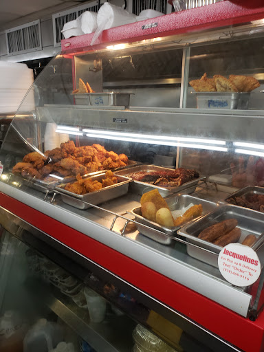 Convenience Store «Jacqueline Grocery», reviews and photos, 143 Locust St, Haverhill, MA 01830, USA