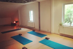 Omies Yoga Studio - Carole Yoga Lifestyler image