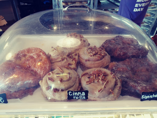 Donut Shop «Wake N Bake Donuts - Carolina Beach», reviews and photos, 1401 N Lake Park Blvd Suite 46, Carolina Beach, NC 28428, USA