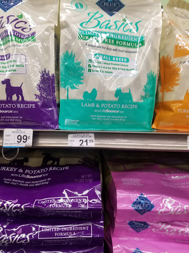 Pet Supply Store «Petco Animal Supplies», reviews and photos, 4663 Firestone Blvd, South Gate, CA 90280, USA
