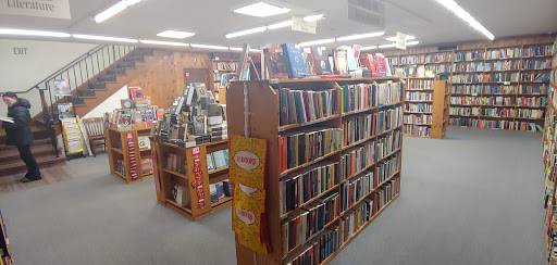 Book Store «Half Price Books», reviews and photos, 2041 Ford Pkwy, St Paul, MN 55116, USA