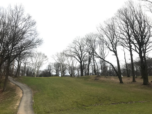 Golf Course «Forest Park Golf Course», reviews and photos, 101 Forest Park Dr, Woodhaven, NY 11421, USA