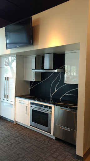 Appliance Store «Monark Premium Appliance Co. and Clearance Center», reviews and photos, 1742 W Atlantic Blvd, Pompano Beach, FL 33069, USA