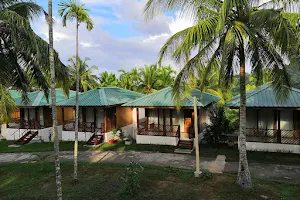 Rainforest || Cottages, Cafe & Jacuzzi, Port Blair image