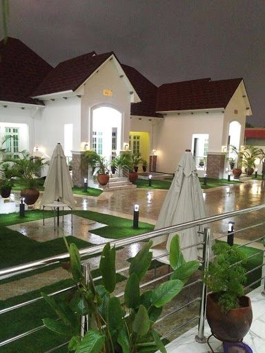 castle de white house hotel kaduna, No 9 Kwato Road, Ungwan Rimi, G.R.A, Kaduna, Nigeria, Deli, state Kaduna