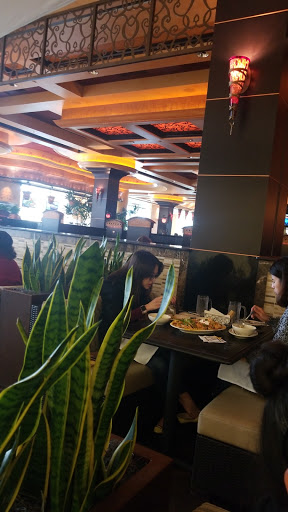 Clothing Store «Forever 21», reviews and photos, 396 E Sailer Dr, San Mateo, CA 94403, USA