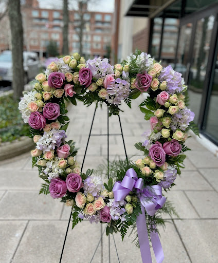 Florist «Monday Morning Flower and Balloon Co», reviews and photos, 111 Main St, Princeton, NJ 08540, USA