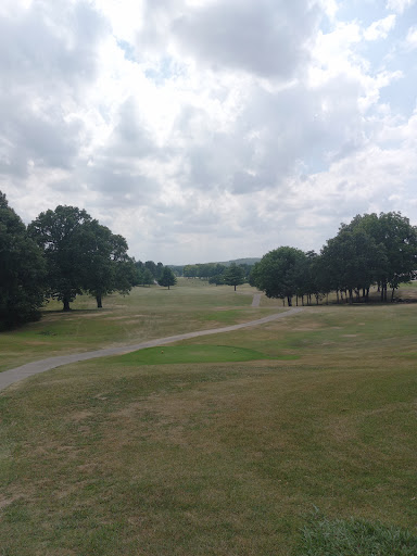 Public Golf Course «Rolling Hills Golf Course», reviews and photos, 1600 Pine Dr, Russellville, KY 42276, USA