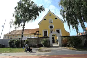 Kapucinska crkva image