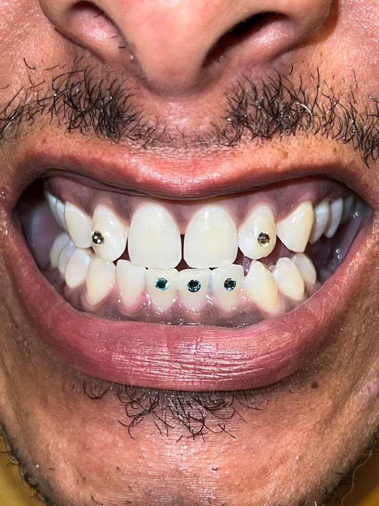 Unique Creationz Spa 23832