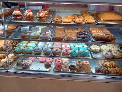 Donut Shop «Luvn Donuts», reviews and photos, 1421 W MacArthur Blvd # D, Santa Ana, CA 92704, USA