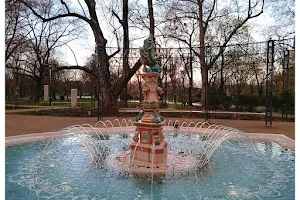 Zsolnay Fountain and Rose Garden image