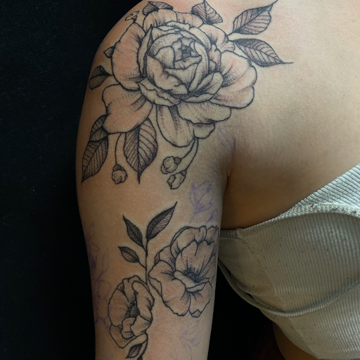 Tattoo Shop «Think Ink Tattoos», reviews and photos, 21626 Ventura Blvd, Woodland Hills, CA 91364, USA