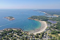 Gray beach'in fotoğrafı #44 ile birlikte