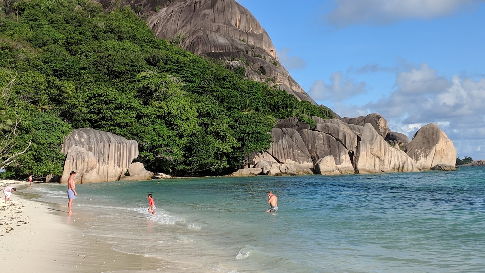 Photo of Anse Source d'Argent Beach II with very clean level of cleanliness