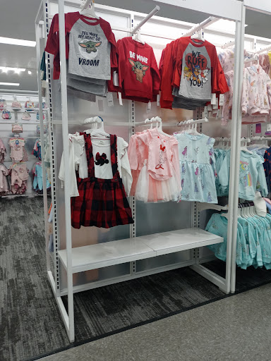 Department Store «Target», reviews and photos, 300 S Randall Rd, Elgin, IL 60123, USA