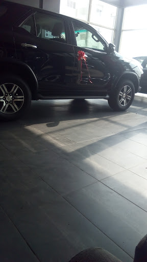 Toyota Kojo Motors, 1649 Moshalashi St, Oke Ira, Lagos, Nigeria, Department of Motor Vehicles, state Lagos