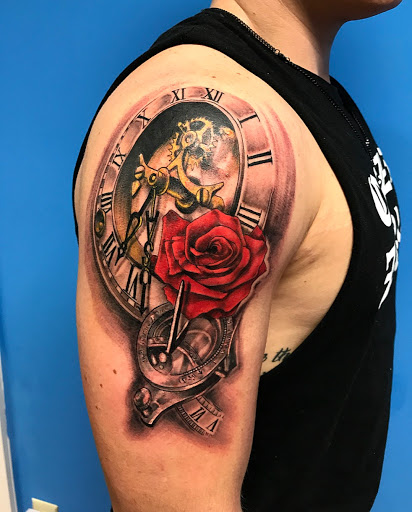 Tattoo Shop «Incredible Ink Tattoo», reviews and photos, 37 New Orleans Rd, Hilton Head Island, SC 29928, USA