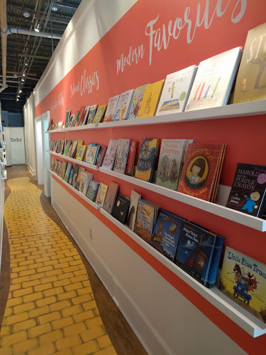 Book Store «The Story Shop», reviews and photos, 124 N Broad St, Monroe, GA 30655, USA
