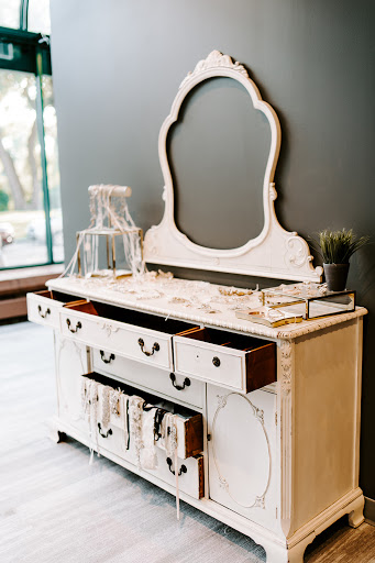 Bridal Shop «Flutter Bridal Boutique», reviews and photos, 43 NE Main St Suite 141, Minneapolis, MN 55414, USA