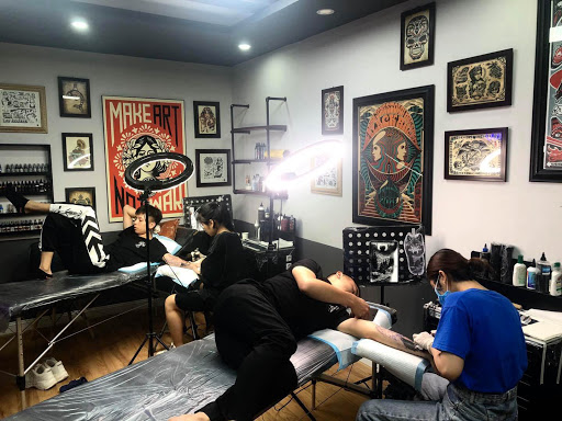 Azone Tattoo Studio