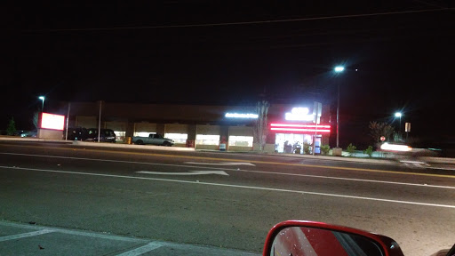 Auto Parts Store «Pep Boys Auto Service & Tire», reviews and photos, 4980 Holly Springs Pkwy, Woodstock, GA 30188, USA