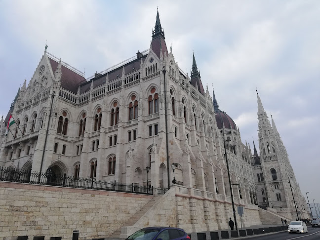 Miniszterelnökség - Budapest