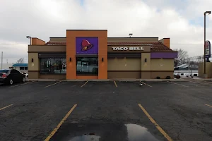 Taco Bell image