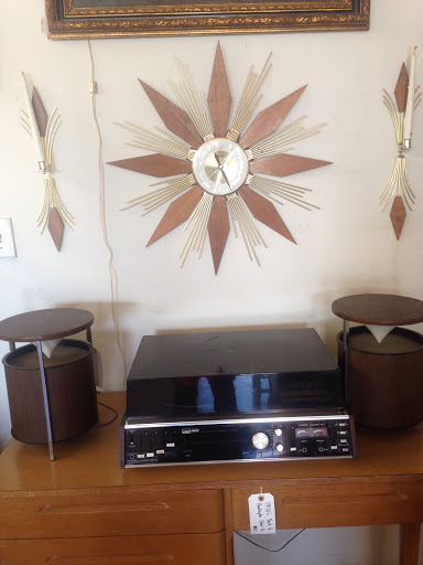 Furniture Store «San Antonio Furniture Finders», reviews and photos, 617 Fredericksburg Rd, San Antonio, TX 78201, USA