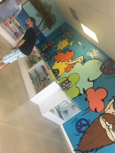 Tobacco Shop «J&J Smoke Shop», reviews and photos, 4520 Hallandale Beach Blvd, Pembroke Park, FL 33023, USA