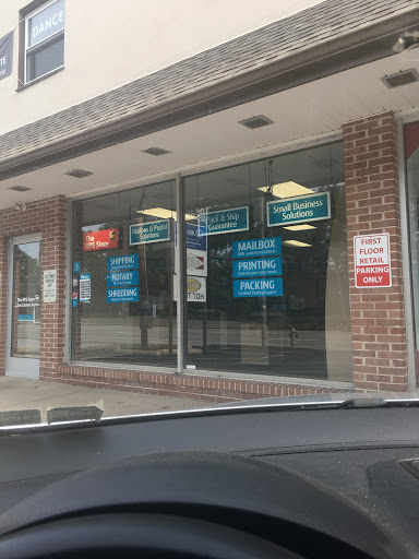 Shipping and Mailing Service «The UPS Store», reviews and photos, 1710 Lancaster Ave, Paoli, PA 19301, USA