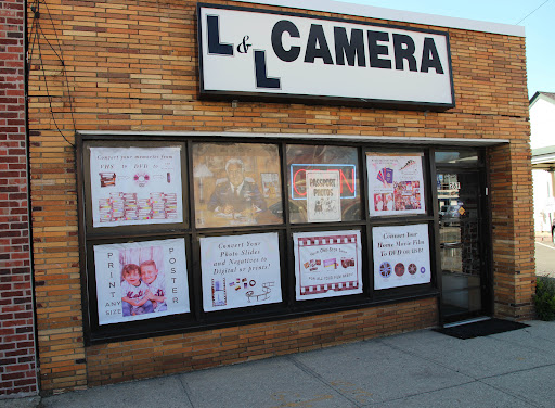 L & L Camera Exchange image 9