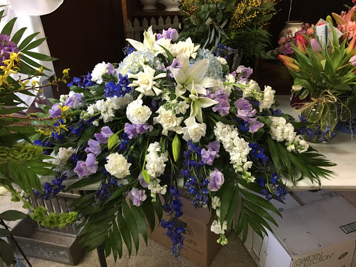 Florist «Four Seasons Flowers & Gifts», reviews and photos, 6630 W Cactus Rd b104, Glendale, AZ 85304, USA