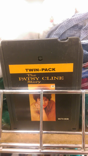 Thrift Store «Elite Thrift Store», reviews and photos, 834 W Edmond Rd, Edmond, OK 73003, USA