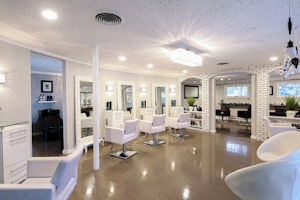 Sincere Salon and Lounge image